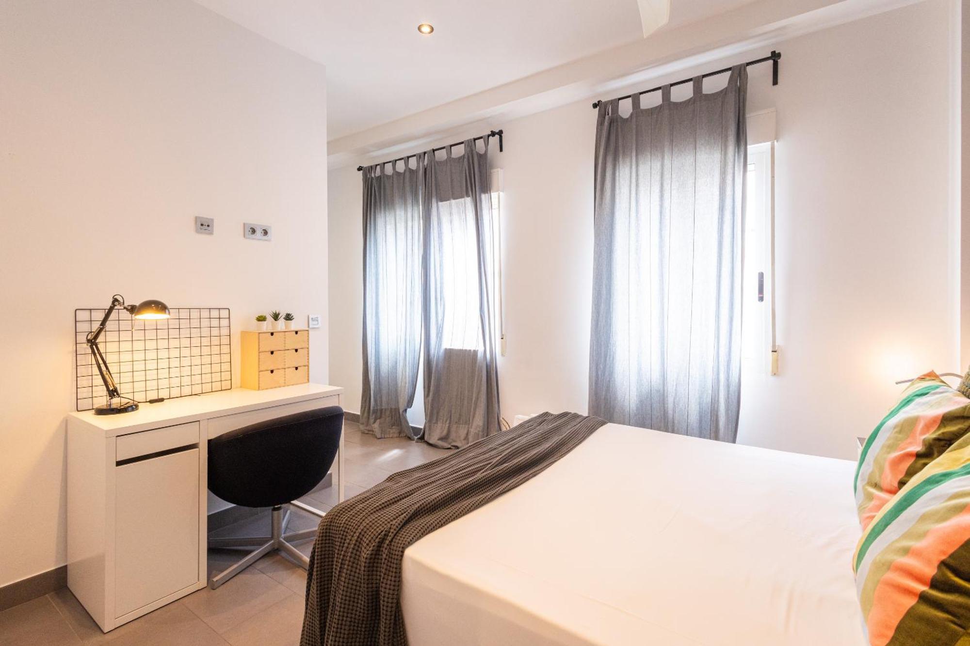 Florit Flats - Stylish 2 Bedroom Ac Wifi Terrace Attic In Valencia Center Zewnętrze zdjęcie