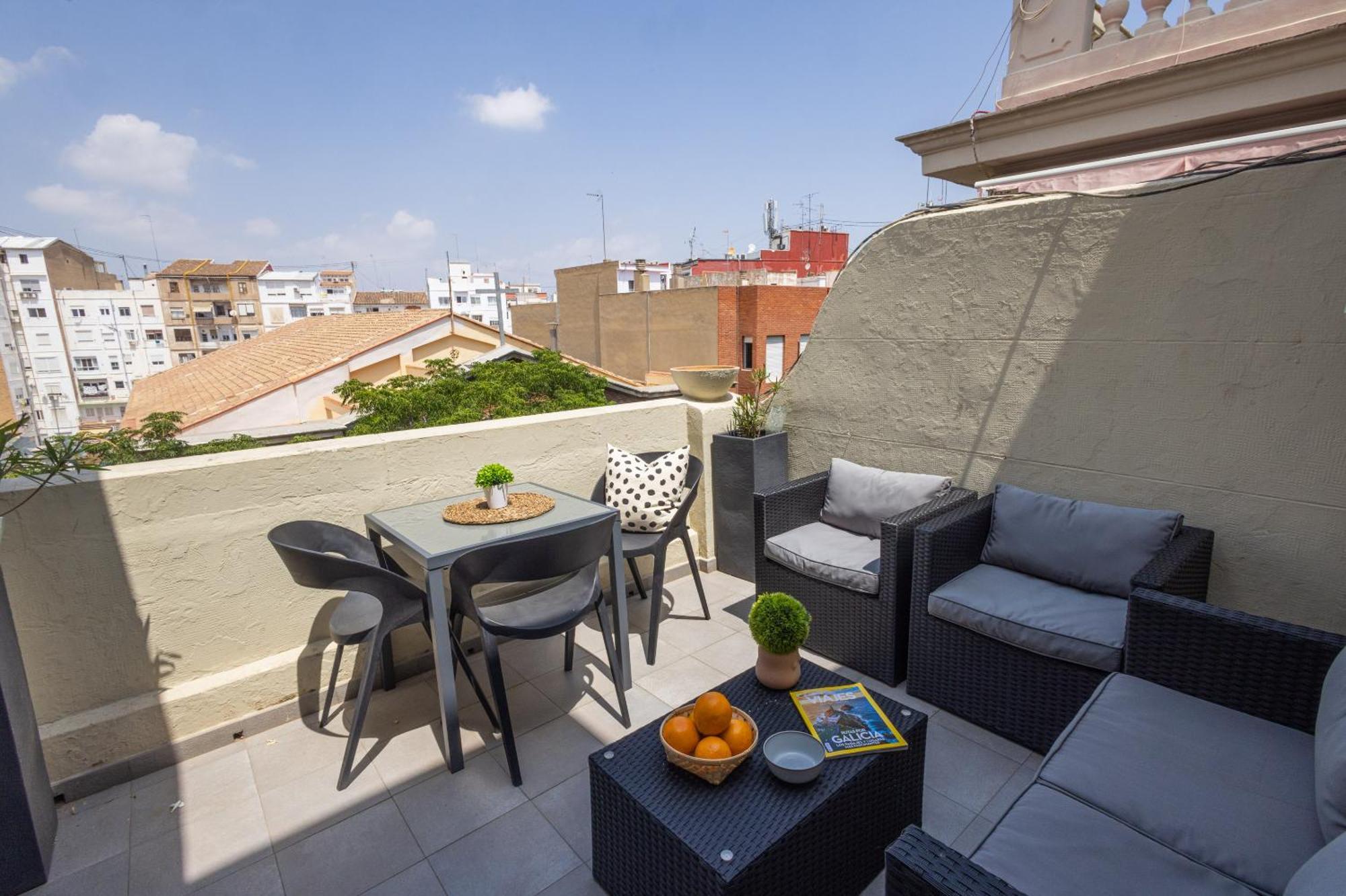 Florit Flats - Stylish 2 Bedroom Ac Wifi Terrace Attic In Valencia Center Zewnętrze zdjęcie